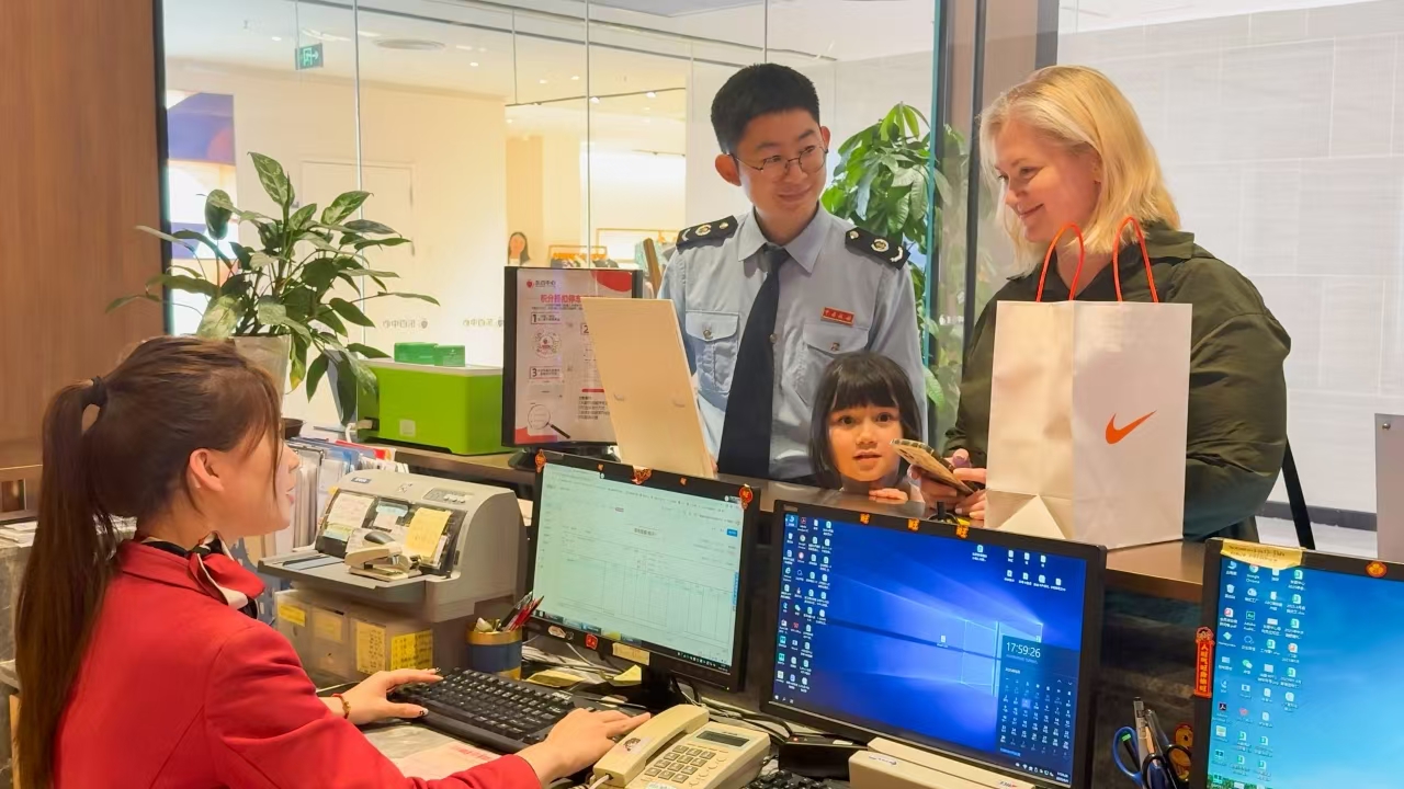 福州7家离境退税商店提供“即买即退”服务